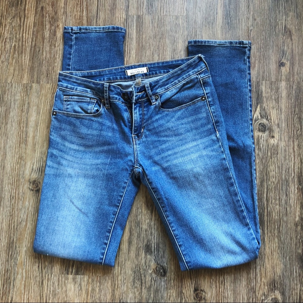 bullhead skinny jeans